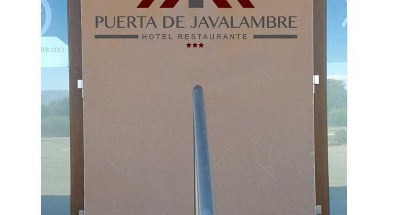 Hotel Puerta De Javalambre 라 푸에블라 데 발베르데 외부 사진